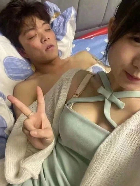 요르와 로이드 실사판 - 이미지 2