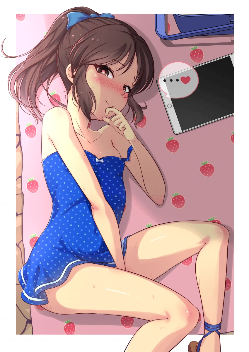 @) 수영복 아리스